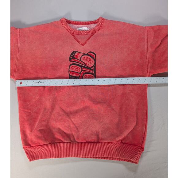 VTG Fuzzy Stonewash Sweatshirt S Red Made Canada Native Bear Graphic 90s Crew - Picture 4 of 9